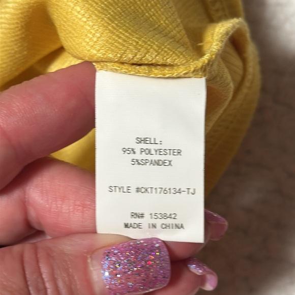 Melloday Ladies Yellow Dress Shirt, NWOT’s, Size Small - Picture 3 of 8